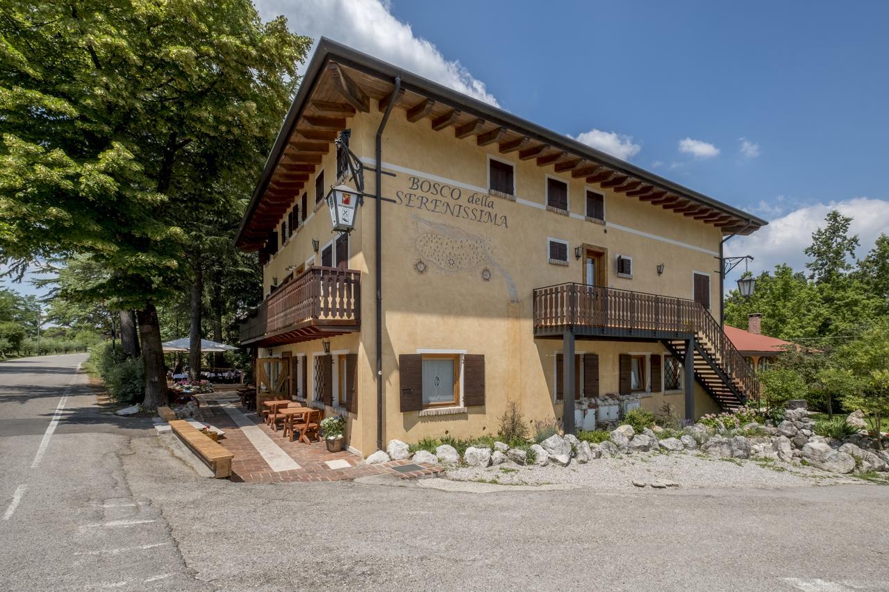 Bosco Della Serenissima Nervesa della Battaglia Exterior foto